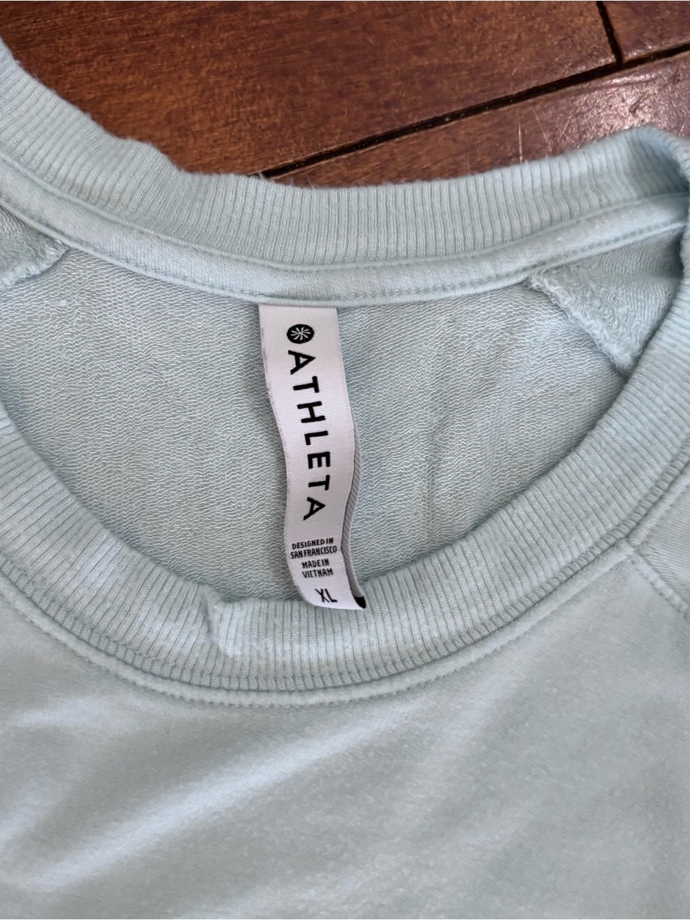 Athleta Light Blue Scoop Hem Crewneck Pullover - Picture 3 of 8